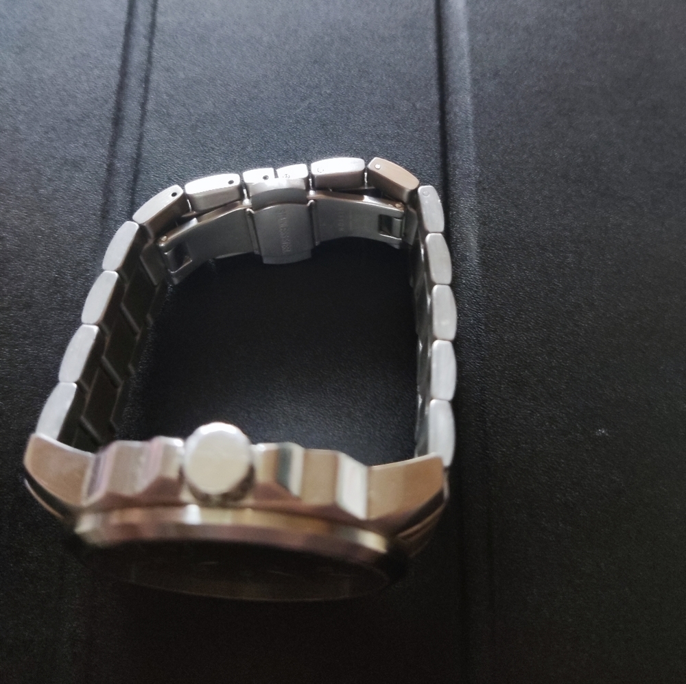 Elevon Hughes Aviator Style Men's Watch Used - Picture 4 of 7